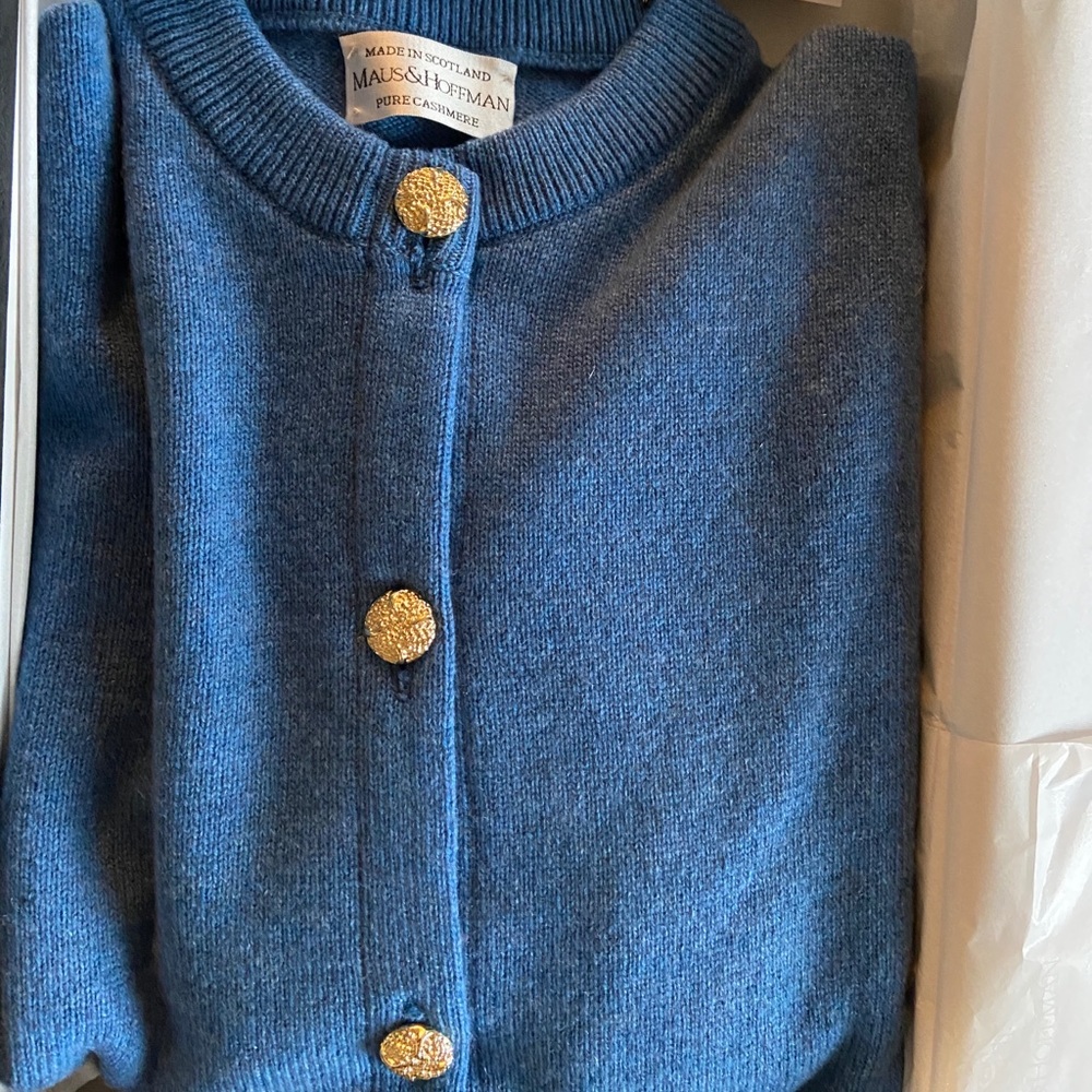 Maus & Hoffman cashmere sweater